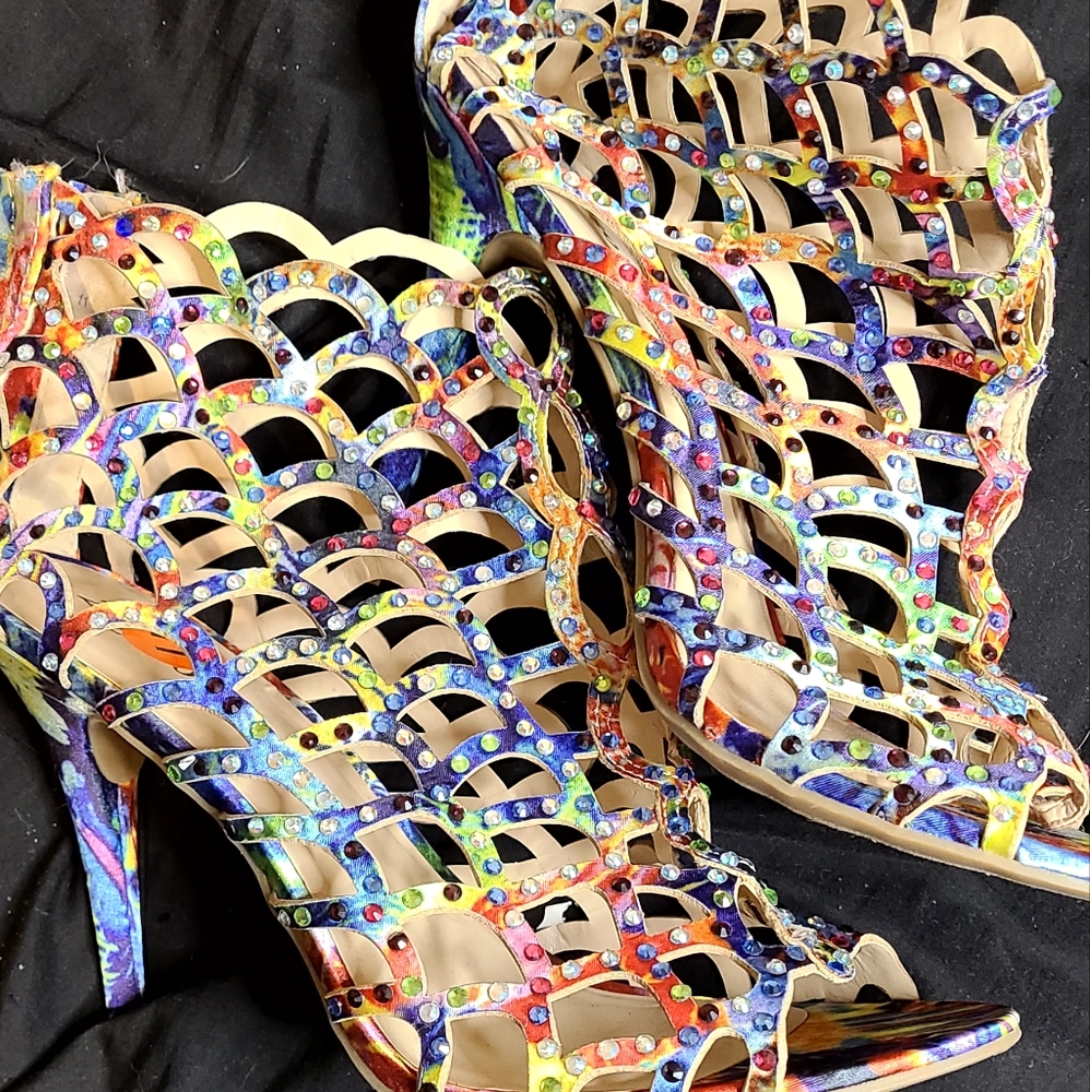 Zigi Soho Rainbow Sparkle Heels Size 11